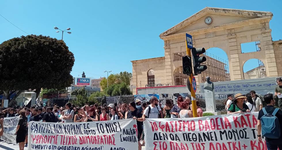 Με μεγάλη συμμετοχή το πρώτο Pride στα Χανιά, κρύφτηκαν οι «Σπαρτιάτες»