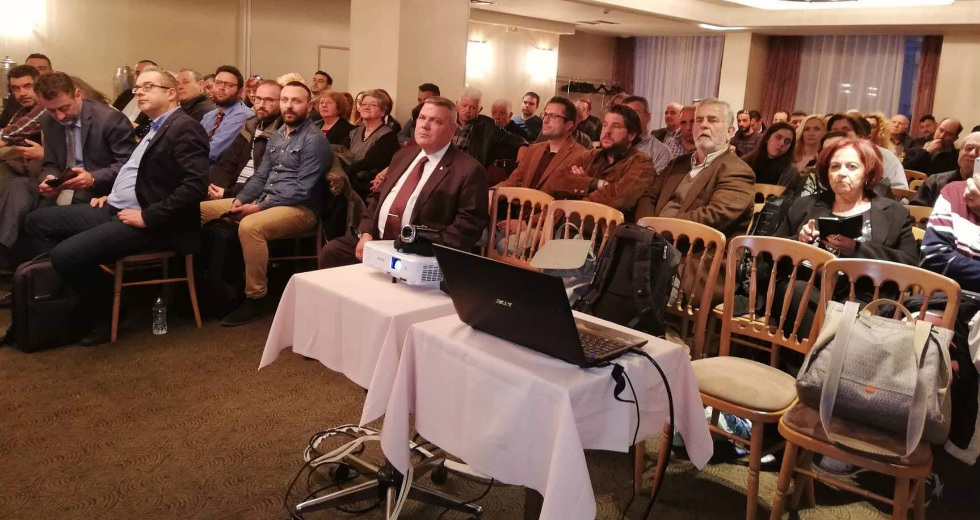 Έφυγαν από το ΚΙΝ.ΑΛΛ. και έφτιαξαν τη «Χάρτα 19»