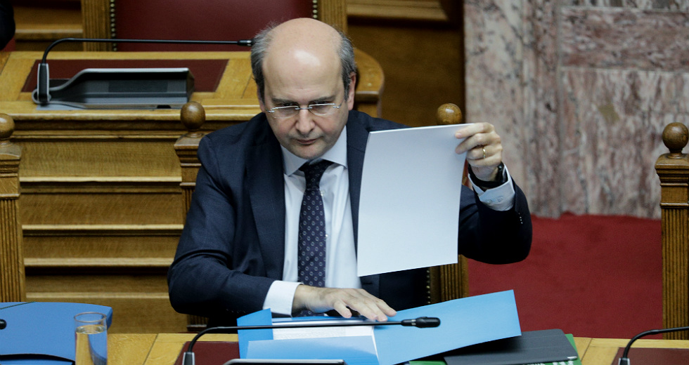 Στα… ύψη οι κυβερνητικές «ακροβασίες» γύρω από την Ακρόπολη