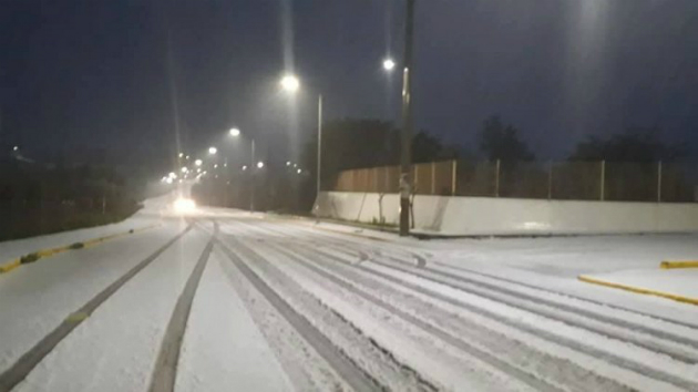 Κρήτη: Προβλήματα και κλειστά σχολεία από τον χιονιά