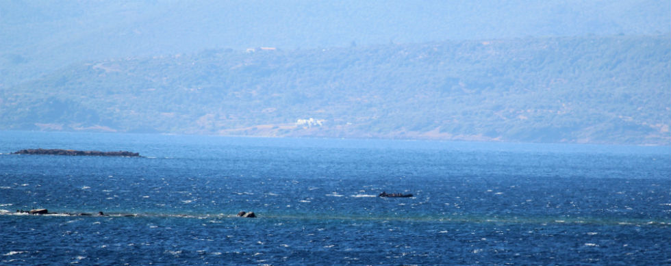 Επιχείρηση εντοπισμού προσφύγων που έφτασαν στη Λέσβο