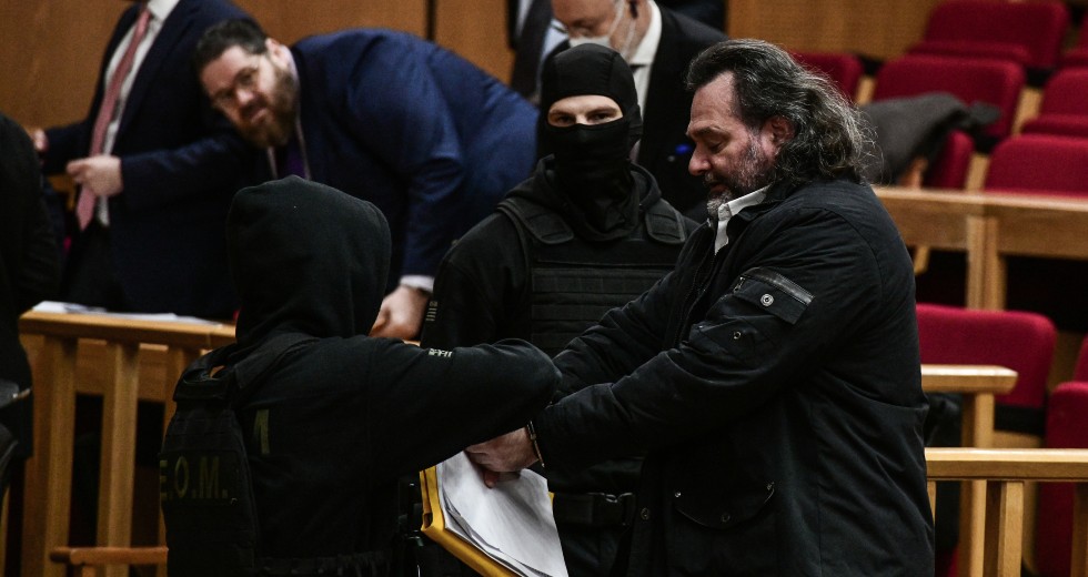 Δίκη Χρυσής Αυγής: Καταθέτει η αυτόπτης μάρτυρας της δολοφονίας Φύσσα