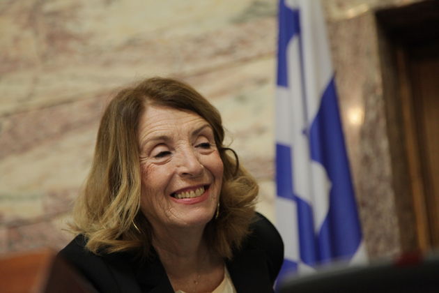 Τέσσερα γυναικεία «θα» για την επομένη των εκλογών