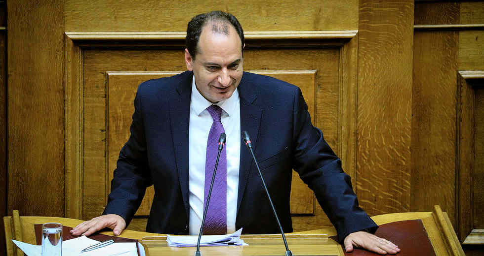 Αποζημιώσεις και με καλλιεργήσιμη γη στους αγρότες