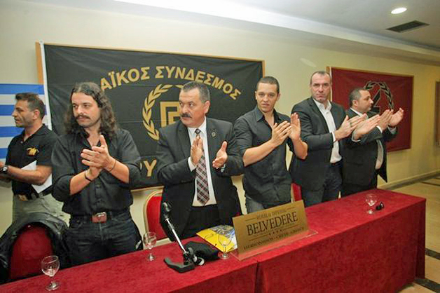 «Δέρνουμε και με κρητικές κατσούνες»