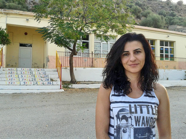 Πρώτα κυβέρνηση, μετά… αγιασμός