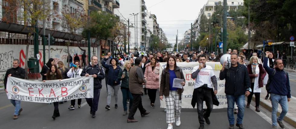 Τιμούν την εξέγερση, δεν έλειψε η ένταση