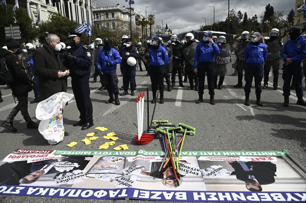 Στάση εργασίας ΠΟΕΔΗΝ – Στο δρόμο οι υγειονομικοί για το ΕΣΥ