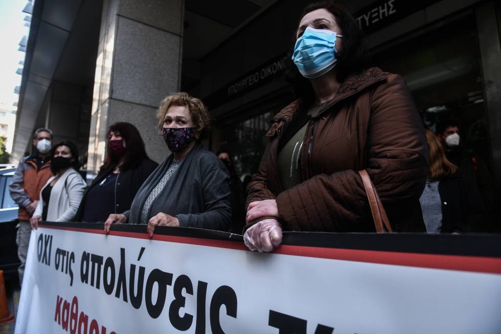 Υποσχέσεις για εξέταση παράτασης των συμβάσεων καθαριστριών λίγο πριν λήξουν