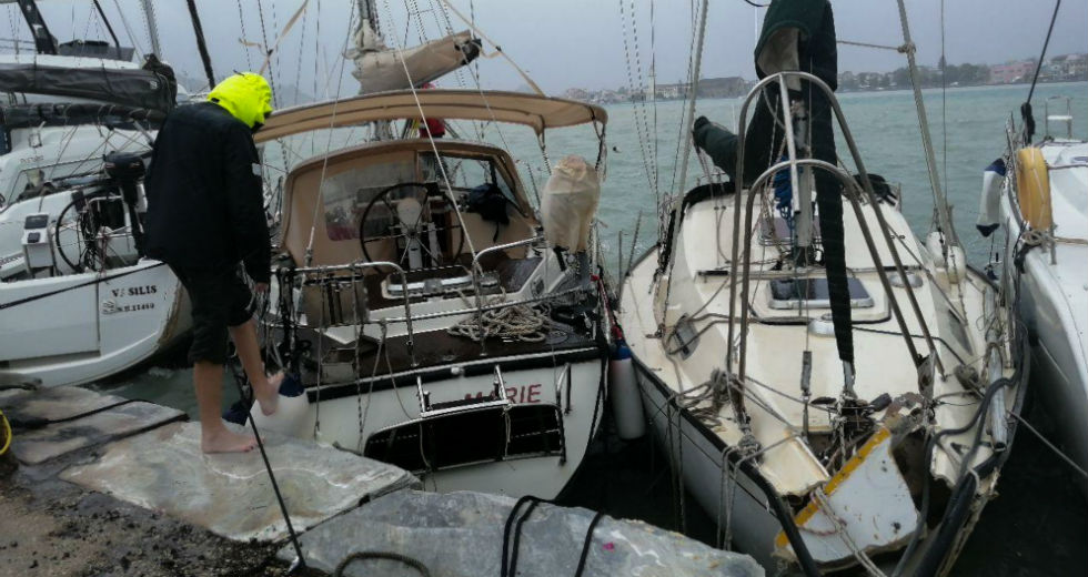 Σαρώνει στο πέρασμά του ο «Ιανός» – πληροφορίες για αγνοούμενους